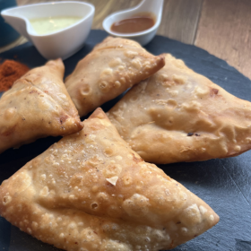 9398 - Ayesha Vegetable Samosa